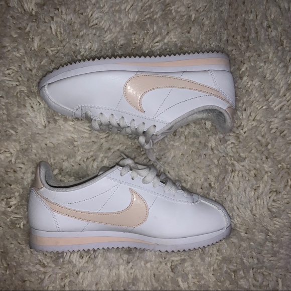 women's cortez nike sneakers